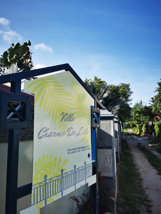 Villa Charme De L'Ile 라디게 외부 사진